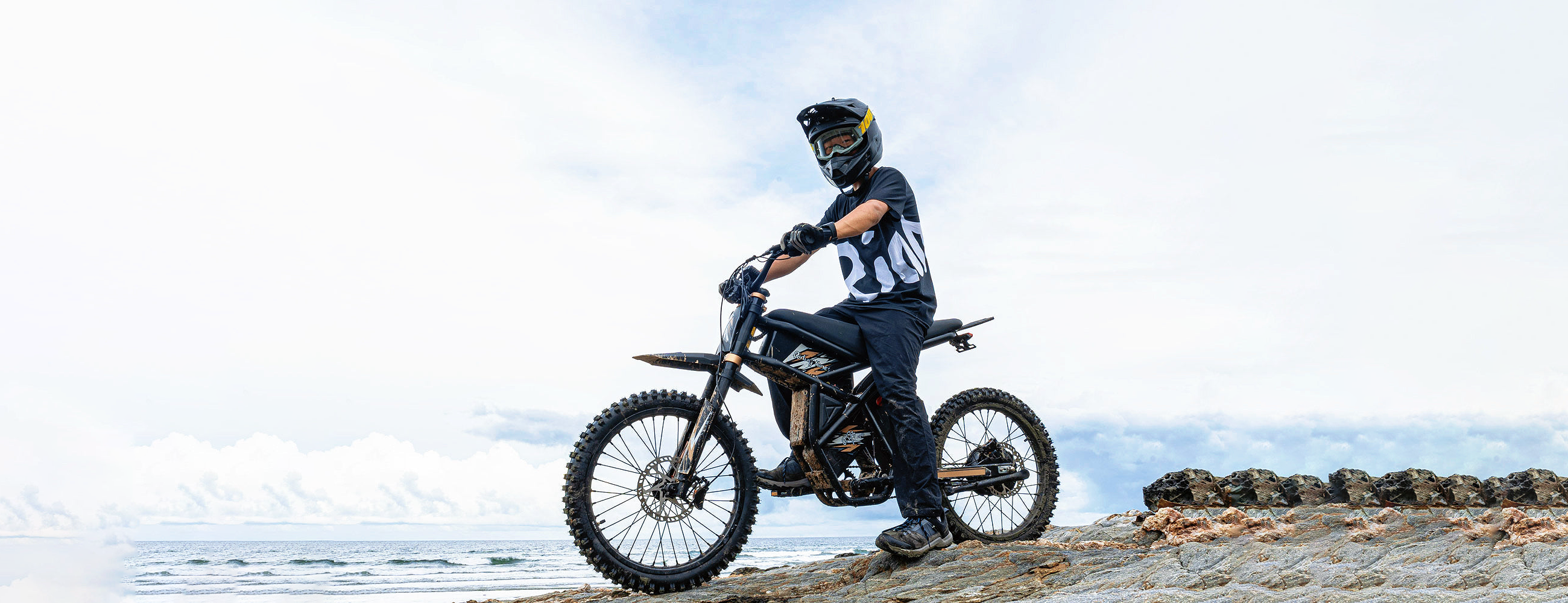 slider image slider_item_7ELwBC