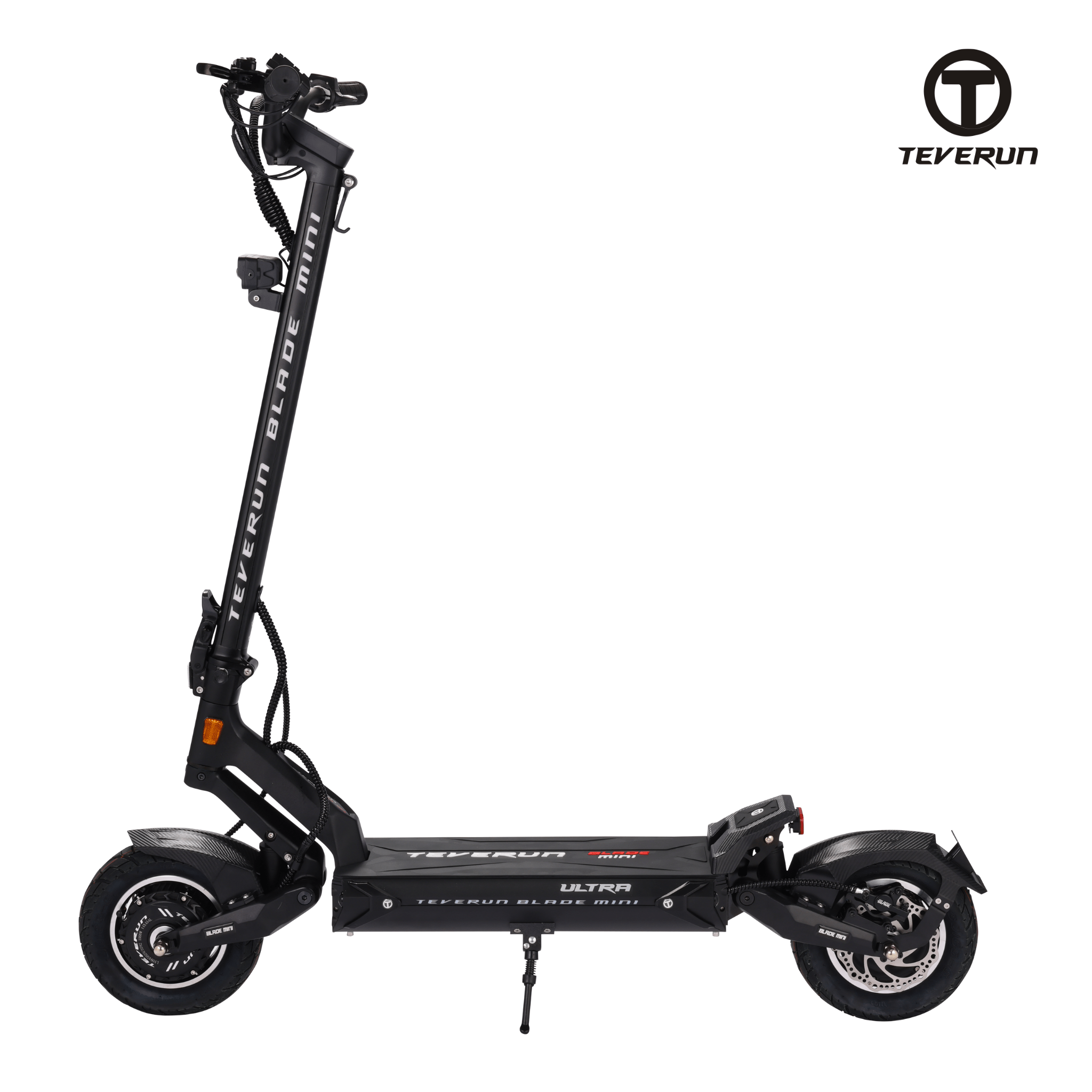 Foldable aluminum frame and color TFT display on Teverun Blade Mini Ultra electric scooter.
