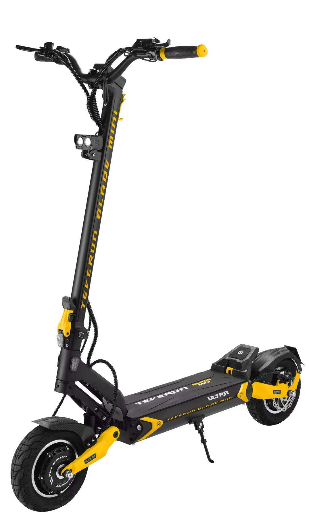Teverun Blade Mini Ultra electric scooter with dual 1000W motors and 60 V 27 Ah battery, top speed 31 mph.