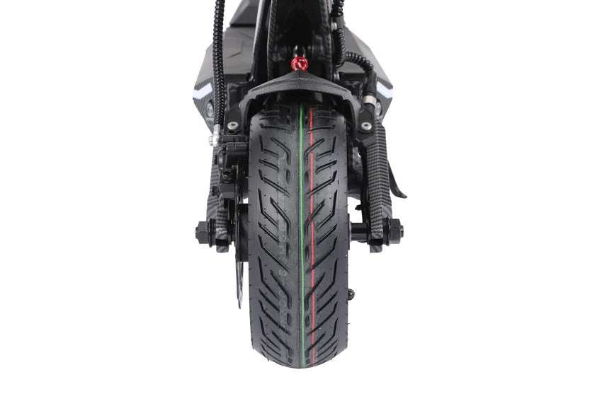 Teverun Fighter Mini Pro 2.0 electric scooter rear black tubeless pneumatic tire with tread pattern and dual hydraulic disc brakes